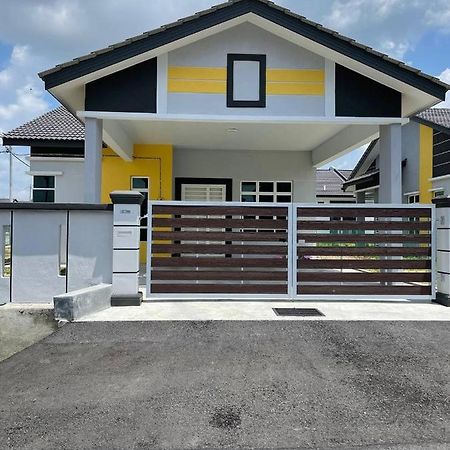 Bungalow Homestay Jasin Malacca Luaran gambar